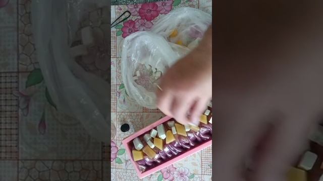 включаю мантры и варю натуральное мыло