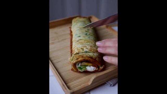 Приготовить низкокалорийный кабачковый рулет