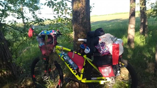 Дорога домой. Ночёвка в палатке .Место красивое.