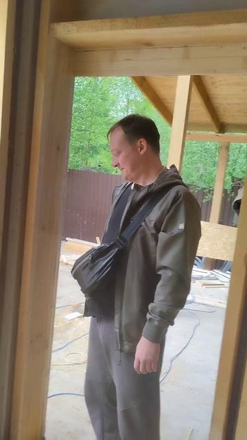 начальник стесняется