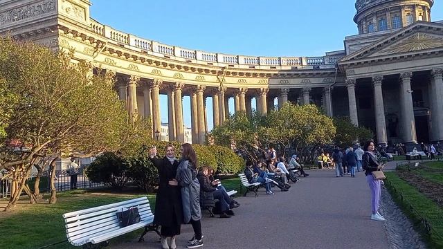 Колокольный перезвон на Троицу