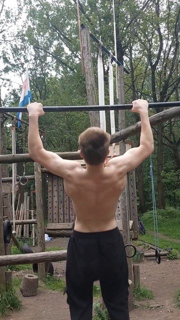 качаемся в лесу #motivation