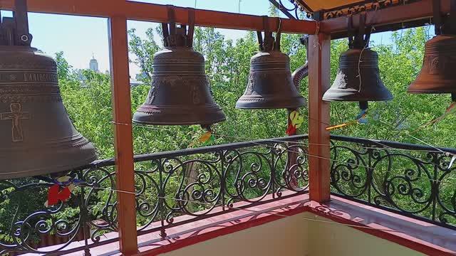 СУЗДАЛЬСКИЕ ПЕРЕЗВОНЫ