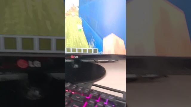 обзор на дом и тюрьму из Майнкрафта