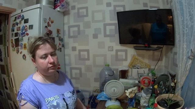 Необычно вкусная окрошка с колбасой и селёдкой. Не вероятно вкусная окрошка на квасе.