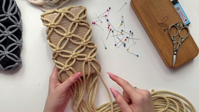 ХИТ! Мини-сумочка для телефона в технике макраме