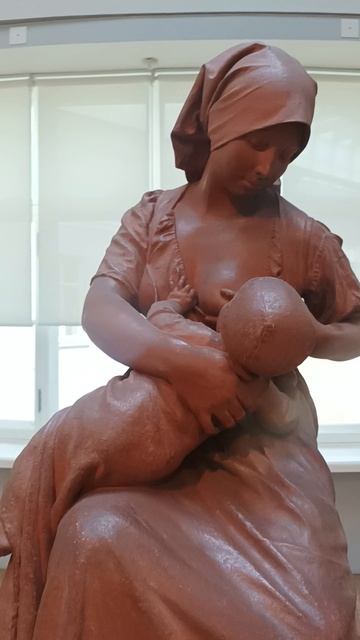 Крестьянка с ребенком. Главный штаб, Петербург