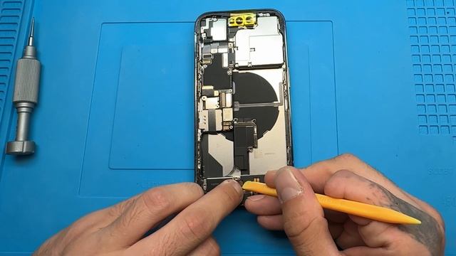 Вздулся аккумулятор / Замена аккумулятора iPhone 14 Pro / change battery