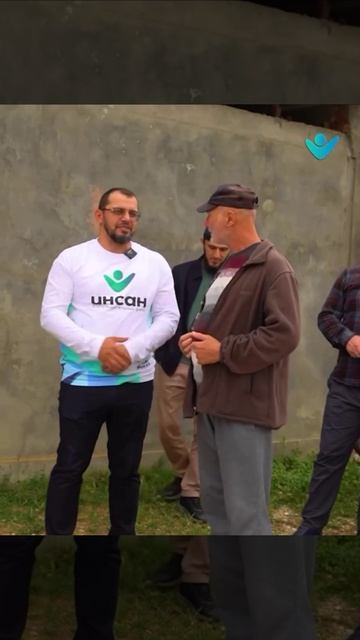 Представители Инсан и администрация Хасавюртовского района поздравили семьи погибших военнослужащих