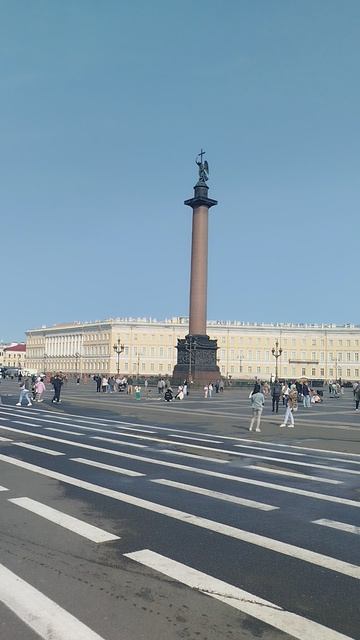Прогулка по Санкт-Петербургу 08.06.2025. Дворцовая площадь.