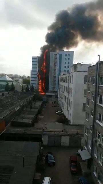 Пожар в г. Уфа по улице Зорге. Пожар в здании