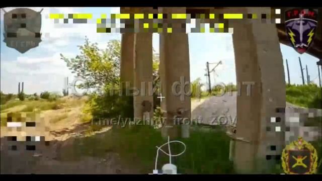 Южный Фронт публикует кадры уничтожения очередного заминированного моста ВСУ в районе Северска