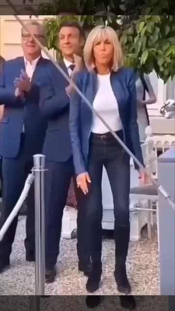 😅 Панин танцует 😅