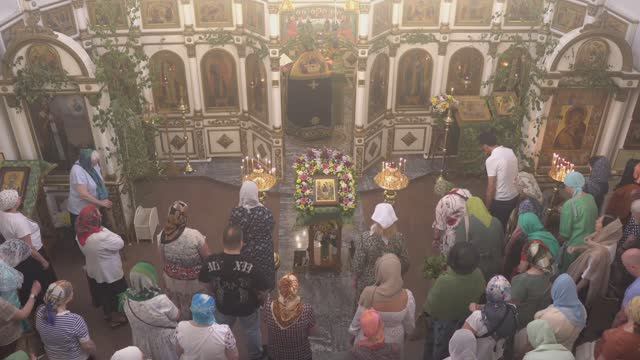 Запись трансляции 8 июня 9:00. Часы. Литургия