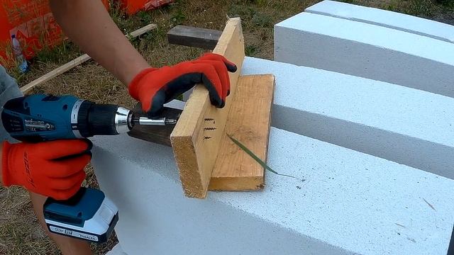 КАК ПОСТОИТЬ ДЕШЕВЫЙ ДОМ? | Самая быстрая кладка газобетонного блока на пену