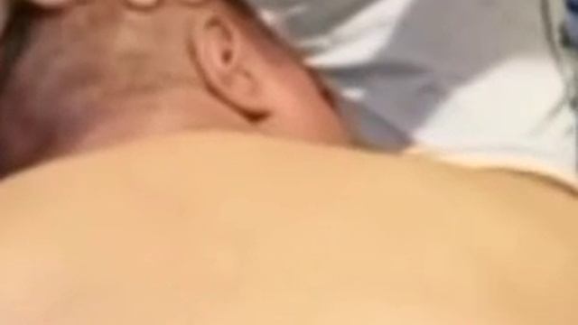Фрагменты массажа головы