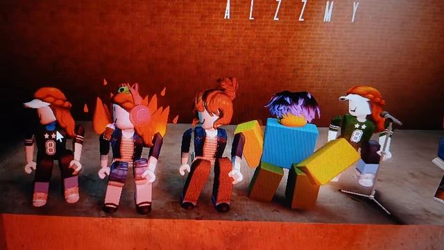 ROBLOX-нас было 2 потом 3 потом 4 потом 5 и потом 6 шок