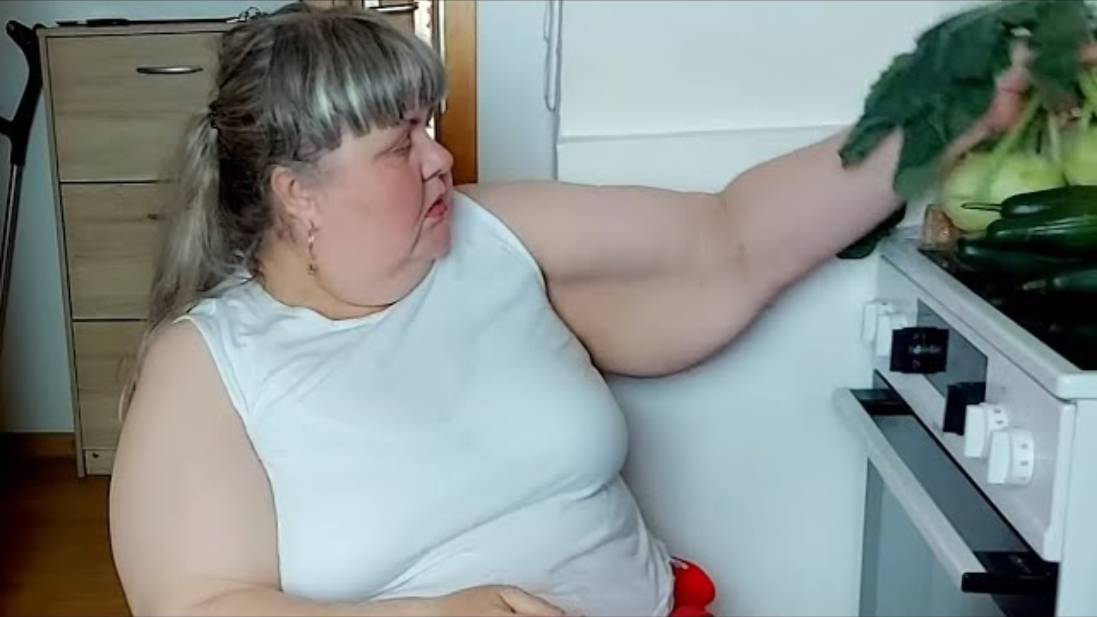 Юля Стар. СПЕЦИАЛЬНО ДЕЛАЮТ ТАК,ЧТОБ НЕ ПОСТРОЙНЕТЬ МНЕ 🫣🤔😠