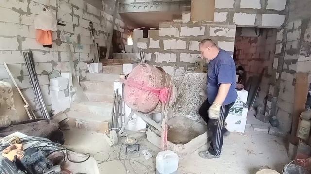 И в дождь, и в зной отряд наш трудовой. СЕМЬЯ НА ДАЧЕ #250.