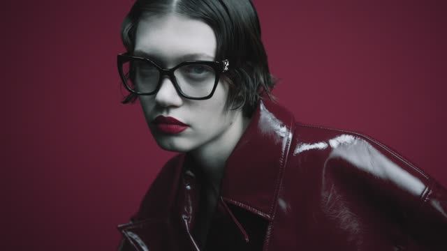 Очки Blumarine - новая коллекция 2025 г. купить в Москве