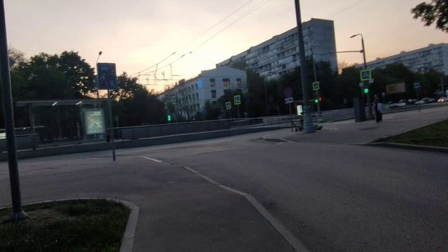 Сходили в ветклинику Новавет на Кировоградской 44Б,там же гостиница для животных"Кусь"В Москве дождь
