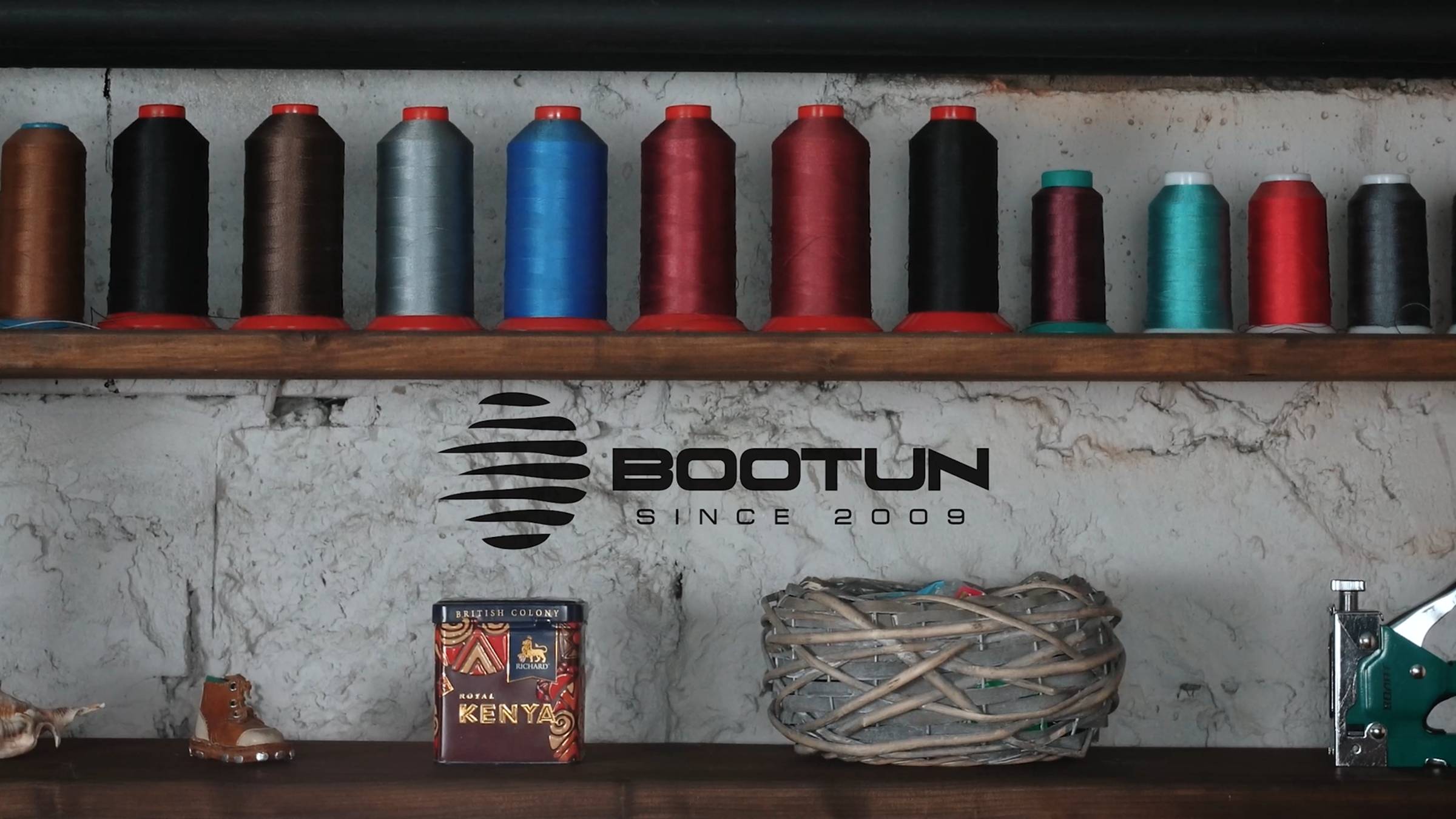 Реклама кожаной обуви Bootun