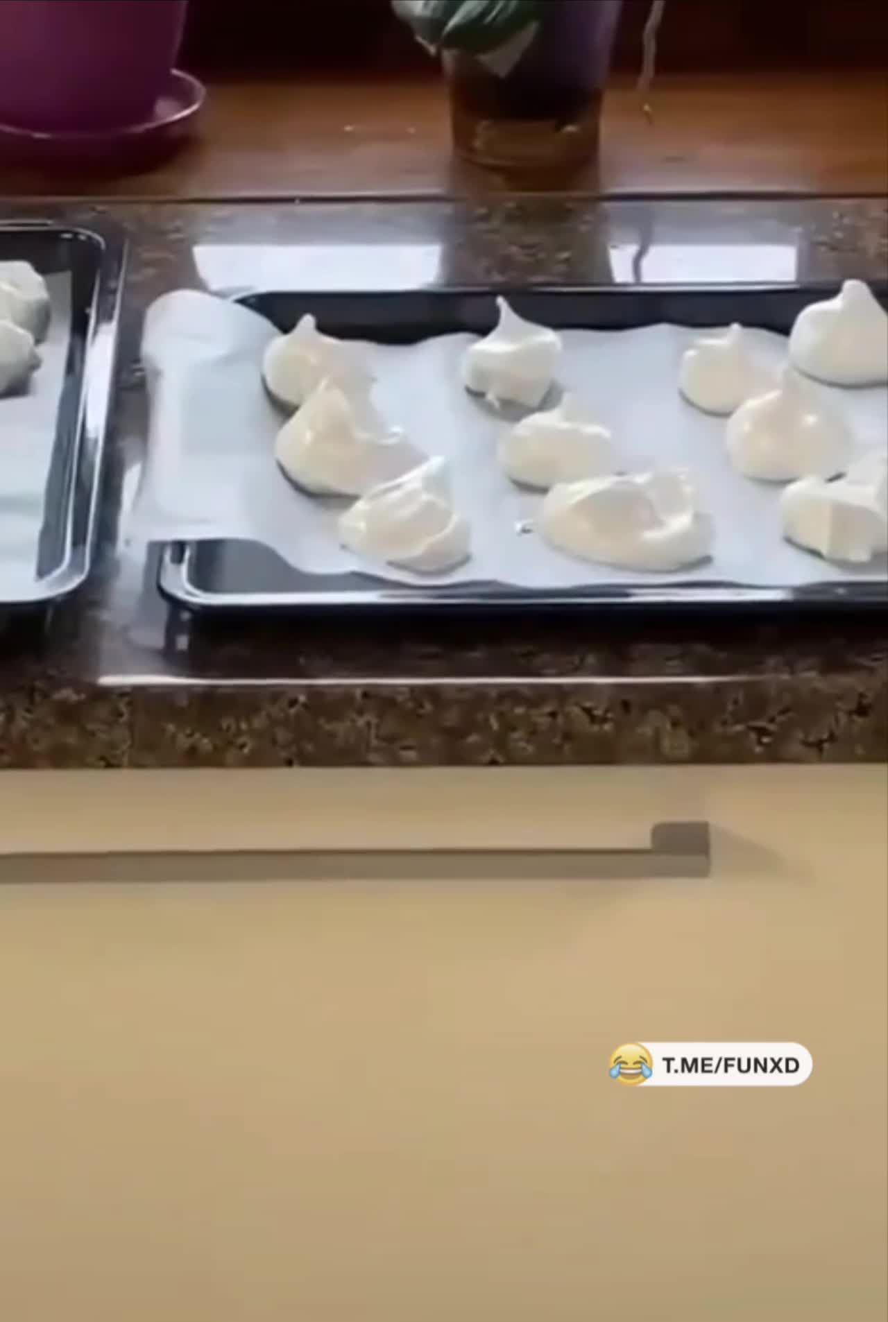 Спалился😆