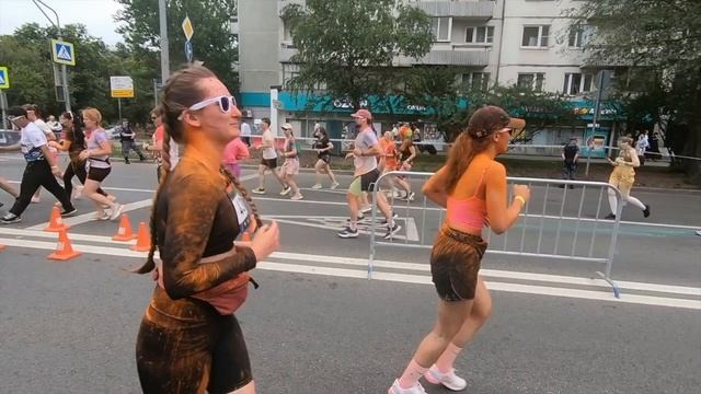 Красочный забег 2025 от СпортКрам