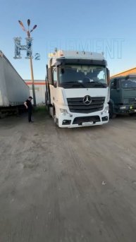 Установка H2 Element на рабочего парня Mercedes Actros 2023.