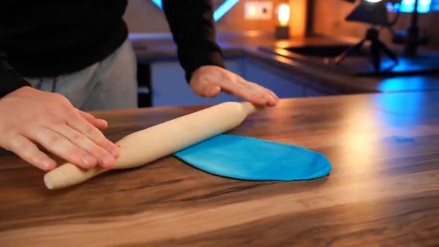 vanzai [ ванзай ] COOKING INCREDIBLE STREET FOOD FROM ALL OVER THE WORLD   HUGE PARROT FISH   CHEESE
