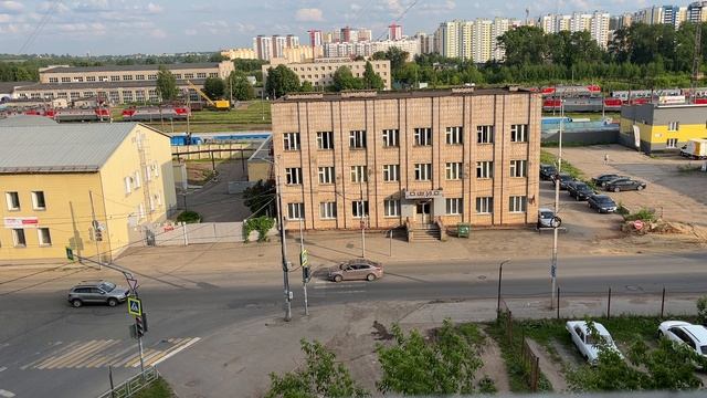 Расслабляющее видео- смотрю в окно и наблюдаю за людьми! Улица за стеклом