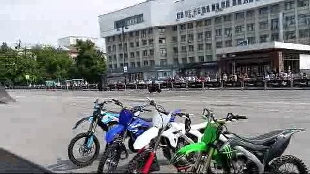 Мотоспорт в городе Екатеринбурге, 8 июня 2025 года.