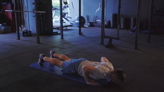 Отжимания от пола / Push-ups