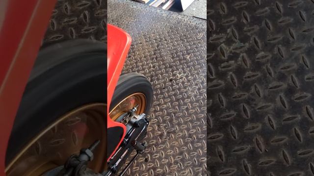 Honda QR50
Детский мотоцикл для начинающих, на автомате.