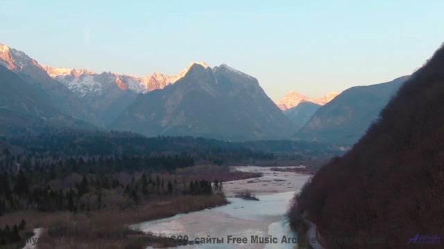 Природа заиграла новыми красками вместе с этим треком - Stages Of Awakening -- Podington Bear -- Sai