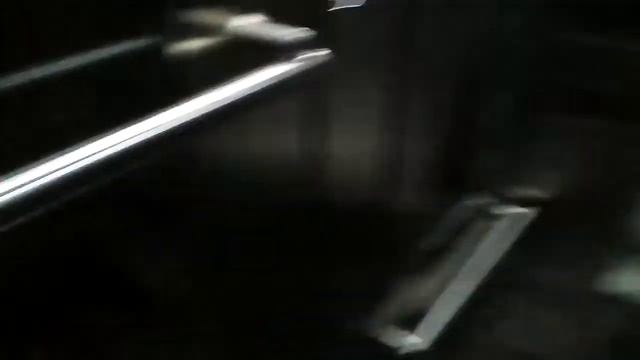 Лифт электрический-400кг.5чел.стеклянный.