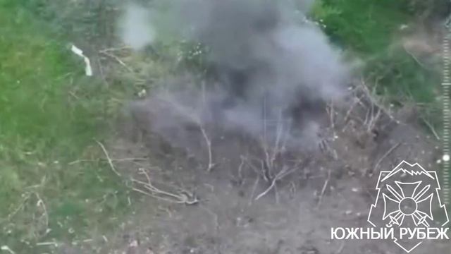Кадры уничтожения 120-мм миномета ВСУ операторами БПЛА 102 мсп в районе населенного пункта Полтавка