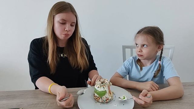 ДЕГУСТАЦИЯ ВКУСНЯШЕК ИЗ СУПЕРМАРКЕТА В АБУ-ДАБИ.