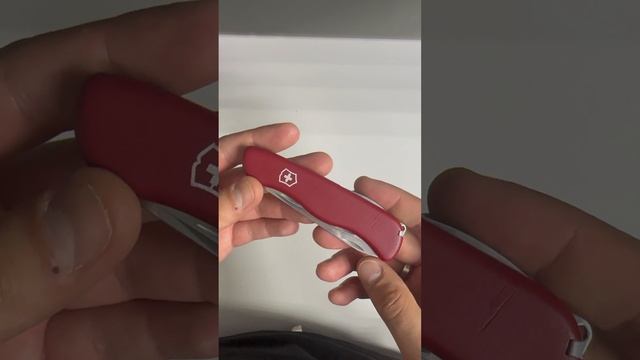 Нож VICTORINOX