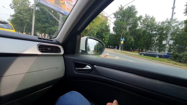 Renault Arkana - не едет, не рулит, не тормозит. Здесь плохо всё