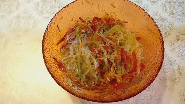 Фунчоза. Салат Фунчоза по-корейски с овощами. Вкусный простой салат