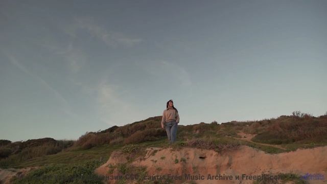 Каждая нота идеально ложится на зелень и небо - Here Comes the Ice -- Matt Oakley -- Midnight Storie