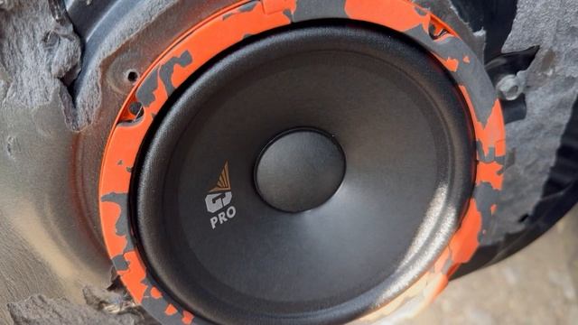 Динамики DL Audio Gryphon Pro 165 Midbass — сравнение со штатными SsangYoung Korando 2 (TagazTager)