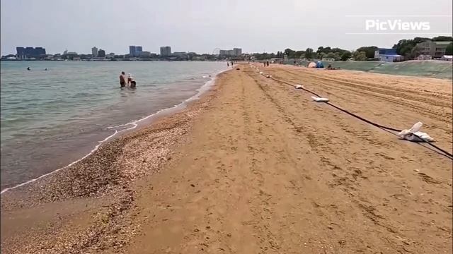 Анапа Центральный пляж сегодня 8 июня 2025. Какая обстановка на пляже, море и погода сейчас