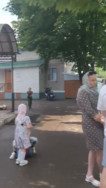 Москва. Троица. Русский двор. Празднование   Великого православного праздника.
