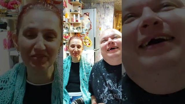 Катя опять выпросила конфеты 🤦 болтаем обо всем на свете