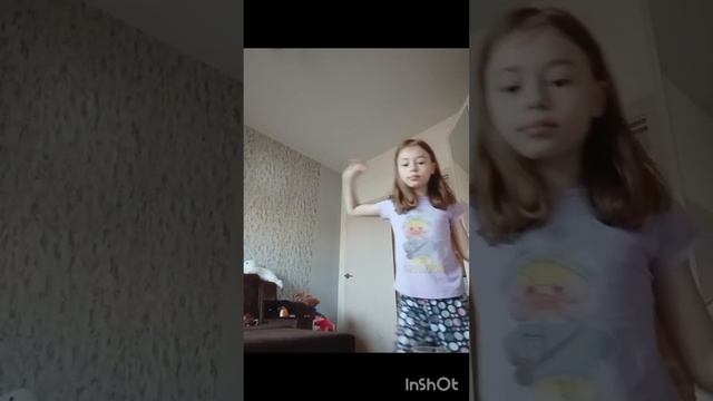 танцуем под песню папины дочки