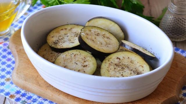 Баклажаны с перцем в духовке