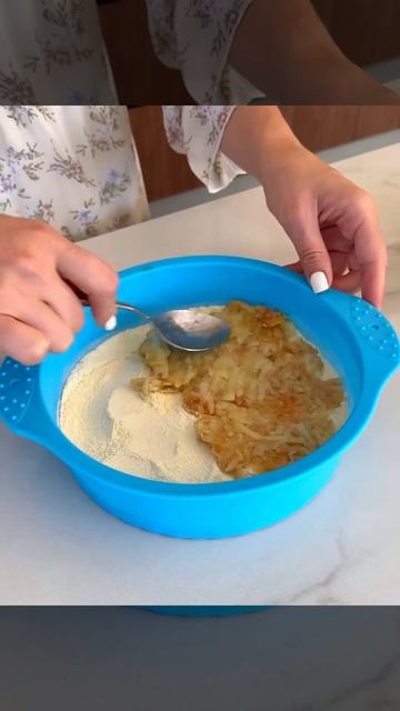 ленивый яблочный пирог