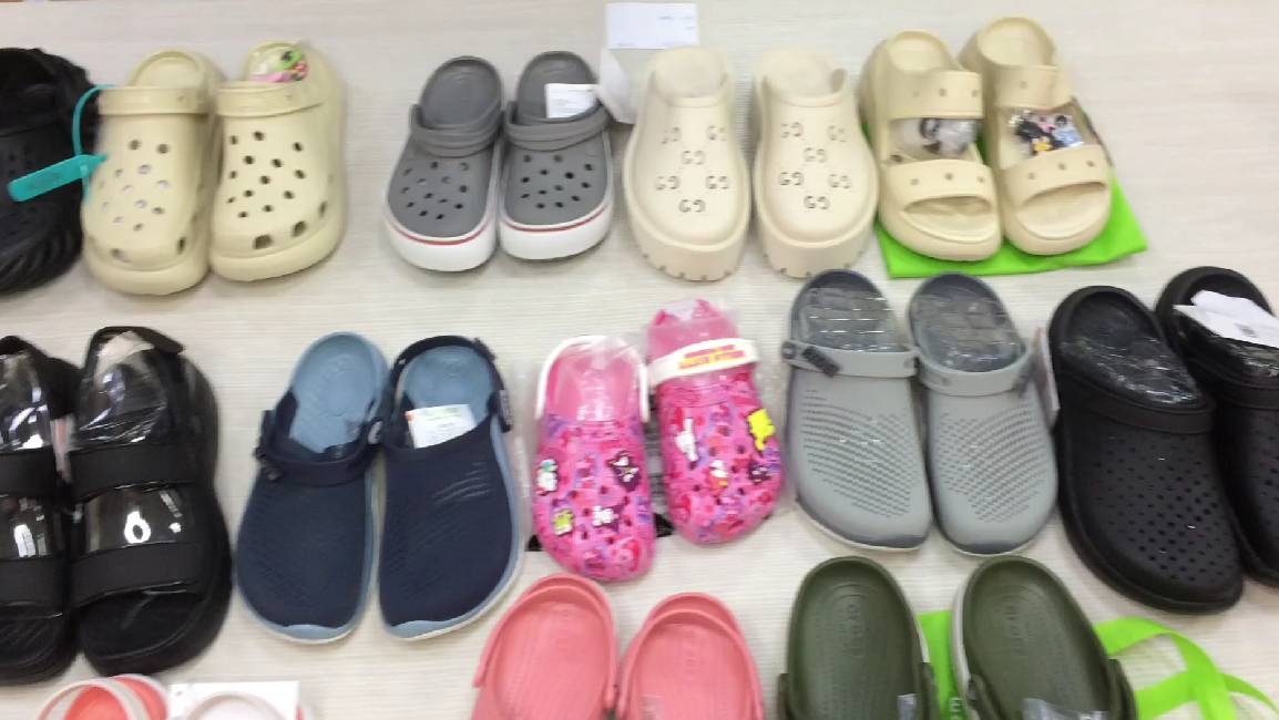 сти270. Кроксы Crocs сток
